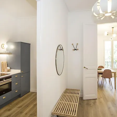 Apartament Homesearch Eixample
