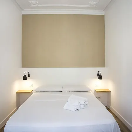 Apartament Homesearch Eixample *