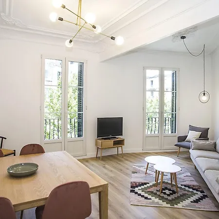 Apartament Homesearch Eixample *